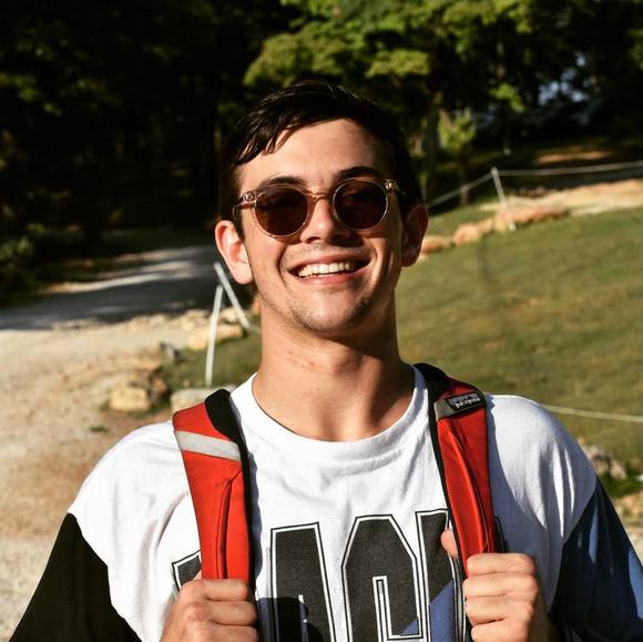 Profile Picture of James Futterman (@jmfutterman) on Poshmark