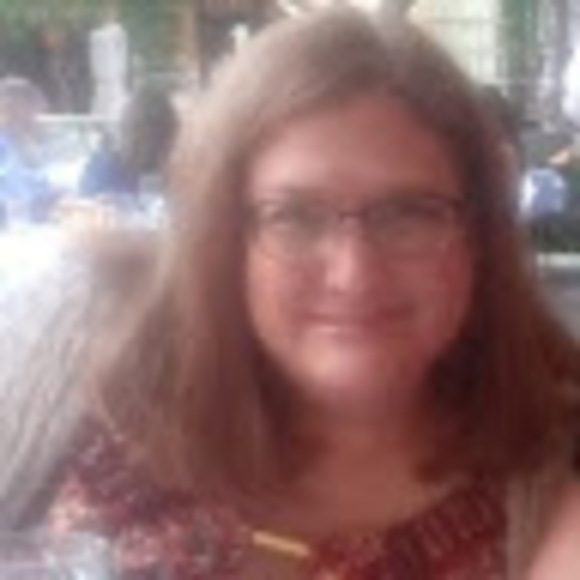 Profile Picture of Misty Dewell (@mld5872) on Poshmark