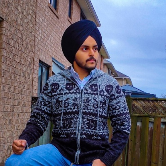 Profile Picture of Harmanpreet Singh (@dearthharman) on Poshmark