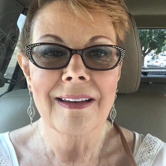 Profile Picture of Joyce Burchett (@joyceburchett2) on Poshmark