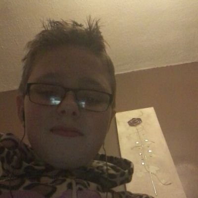 Profile Picture of Jay Hallam (@Jay_hallamxx) on Twitter