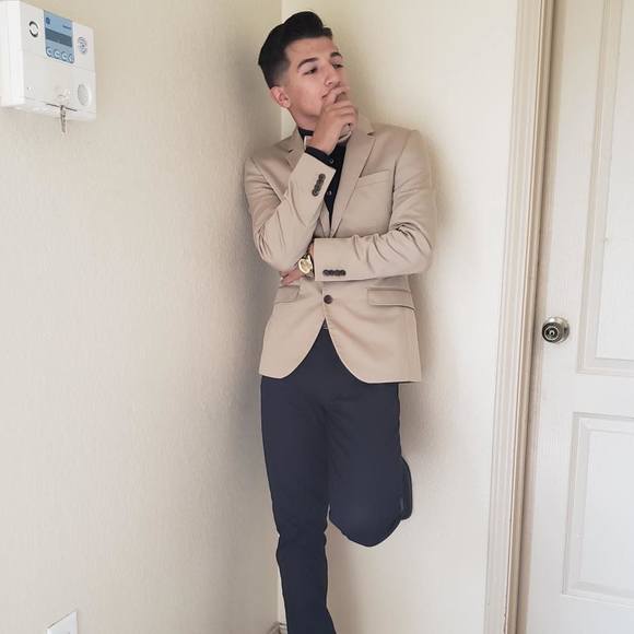 Profile Picture of Jose Ruvalcaba (@joseruvalcab06) on Poshmark