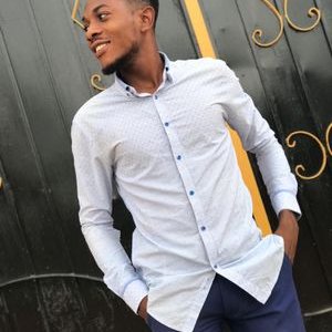 Profile Picture of Level Up Aaron (@AaronLevel) on Twitter