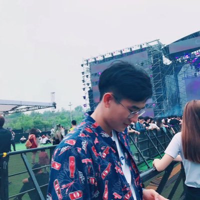 Yiming Liu - Twitter Profile Picture of Yiming Liu (@LiamYiming) on Twitter