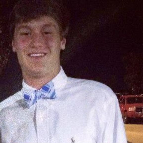 Profile Picture of Jonathan Michael (@keeper04) on Poshmark
