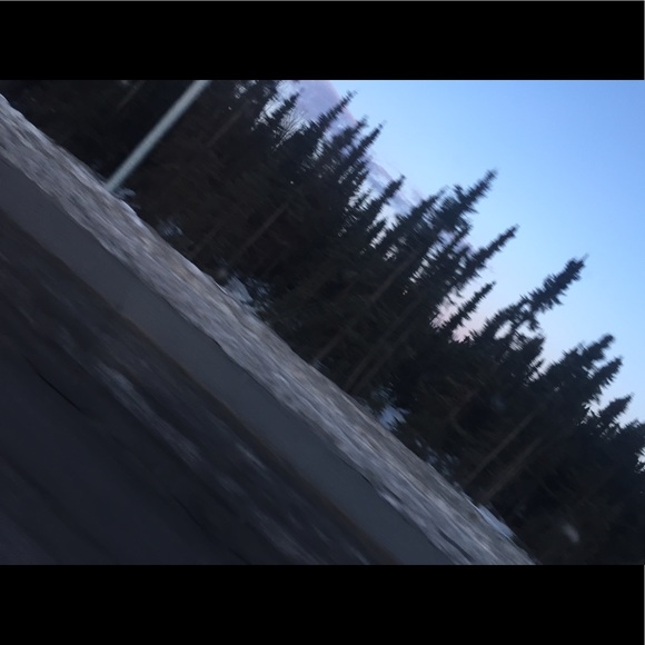 Profile Picture of Hannah Manriquez (@hannah0701076) on Poshmark