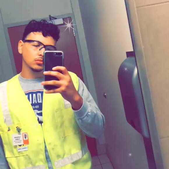 Profile Picture of Lorenzo Lopez (@lopezdtx) on Poshmark