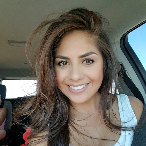 Profile Picture of Brianne Madril (@brimadril) on Poshmark