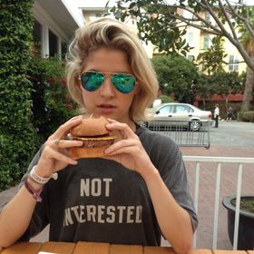 Profile Picture of Lauren Gonyea (@lgonyea12) on Pinterest
