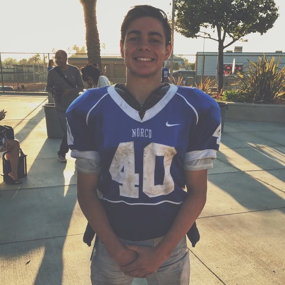 Seth Mousel - Poshmark Profile Picture of Seth Mousel (@mousel) on Poshmark