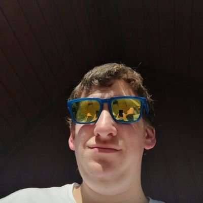 Profile Picture of Louis Hulse 💙💛 (@EmmaLouHulse) on Twitter