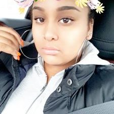 Profile Picture of Flora Solis (@FloraSolis20) on Twitter