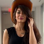 Profile Picture of ❤ Elnaz Qasemi ❤ (@lelnazqasemi) on Instagram