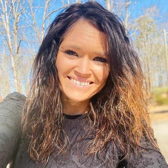 Profile Picture of Brittani Griggers (@bgriggers) on Poshmark