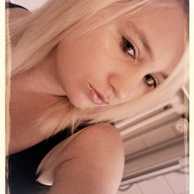 Profile Picture of Deborah (@DeborahGraf1992) on Twitter