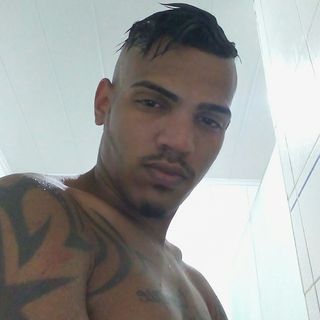 Profile Picture of Axel Jeffrey (@axel.jeffrey.14) on Facebook