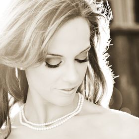 Profile Picture of Kerri Webb (@kerriwebb) on Pinterest