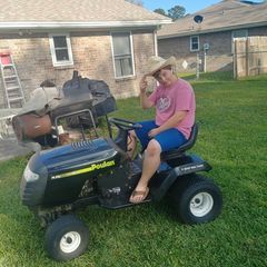 Profile Picture of Nicklas (@nicklasharris) on Tiktok