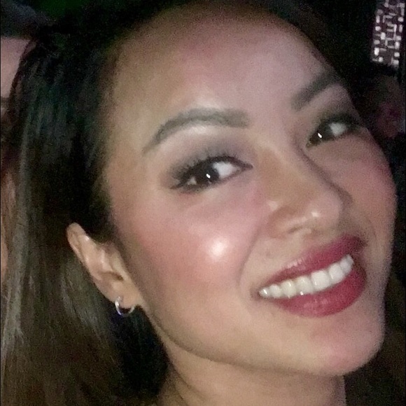 Profile Picture of Lang Kim (@kimung77) on Poshmark