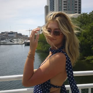 Profile Picture of Brianna Carlin (@breecorrine) on Instagram