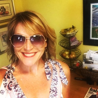 Profile Picture of Sarah McTighe (@sarahmctigitty) on Twitter