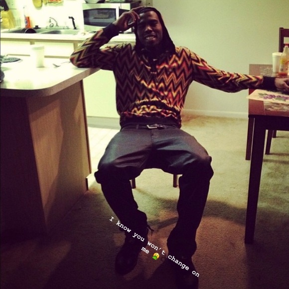 Profile Picture of Antwone Moore (@twone_m) on Poshmark