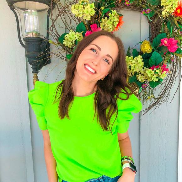 Profile Picture of Grace Masching (@gkmasch) on Poshmark