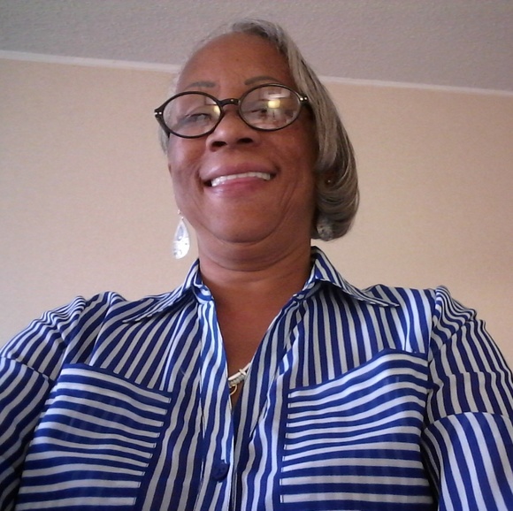 Profile Picture of Adrianne Thomas (@adrianne1954) on Poshmark