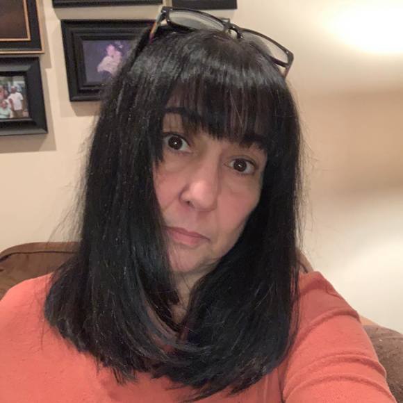 Profile Picture of Donna Cedermark (@dcedermark) on Poshmark