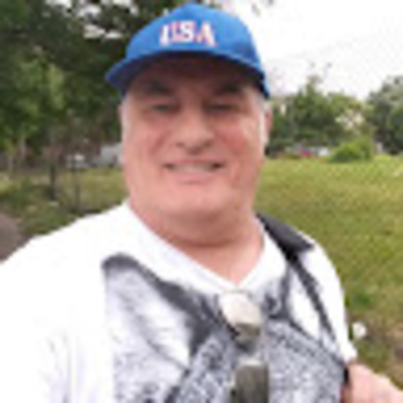 Profile Picture of Peter Dellindia (@pdellindia1) on Poshmark