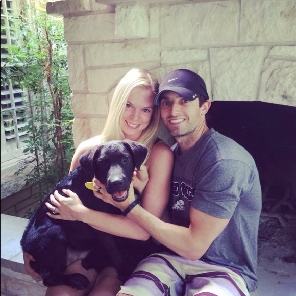 Profile Picture of Eloise Miller (@eloisemiller) on Poshmark