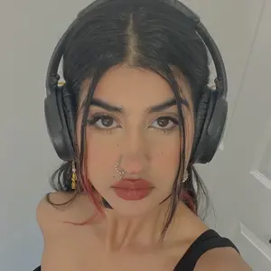 Profile Picture of Lucky Gill (@@crbeby) on Tiktok