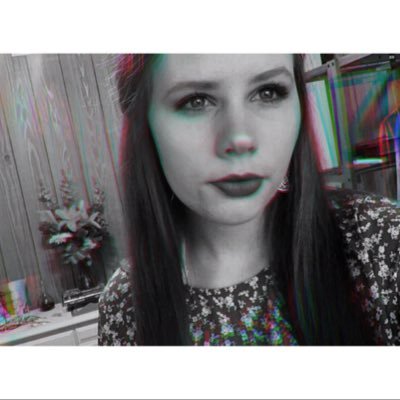 Profile Picture of Megan Michelle 🖤 (@megan_cox13) on Twitter