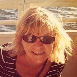 Profile Picture of Joanne Roberts (@Joanner64) on Twitter
