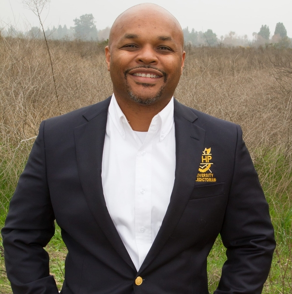 Profile Picture of Damian Mackey (@dmackey13) on Poshmark