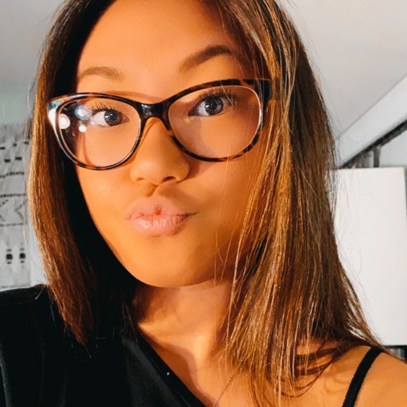 Jenna Calabrese - Poshmark Profile Picture of Jenna Calabrese (@jennacalabrese) on Poshmark