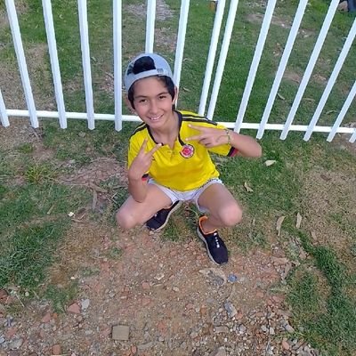 Profile Picture of Franklin Damián Montaña Chacón (@montana_chacon) on Twitter