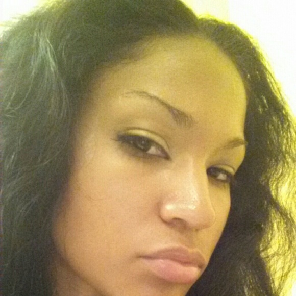 Profile Picture of Bree Jenkins (@bcatherine89) on Poshmark