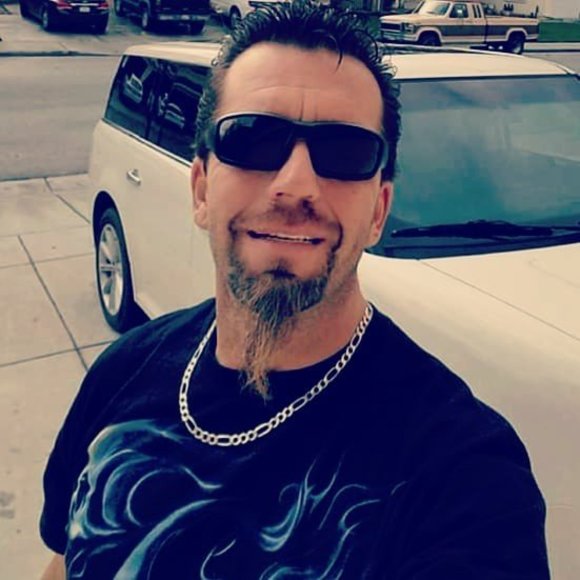 Profile Picture of John Schreiber (@jrsjnj430) on Poshmark