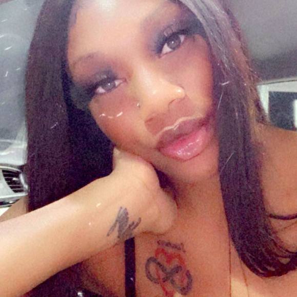 Profile Picture of Jayla Atmore (@jaybear284) on Poshmark