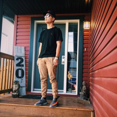 Profile Picture of Bailey J Wong  💸 (@BaileyDaily14) on Twitter