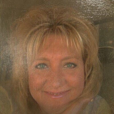 Profile Picture of Lori Worden (@loriworden24) on Twitter