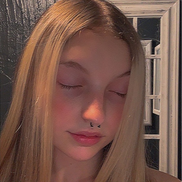 Profile Picture of Emma Cichowski (@emmacichowski) on Poshmark