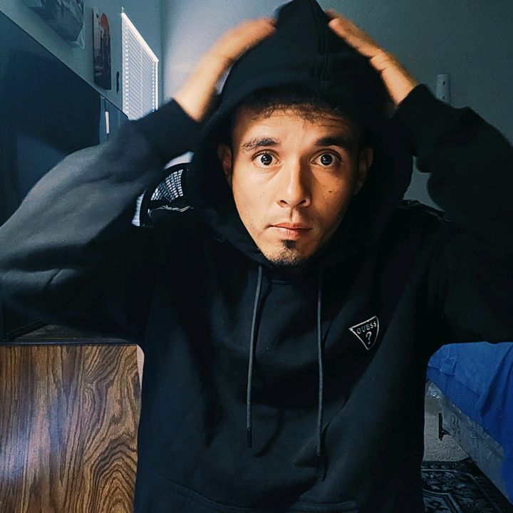 Profile Picture of Oscar Pinto (@ac2_10) on Tiktok