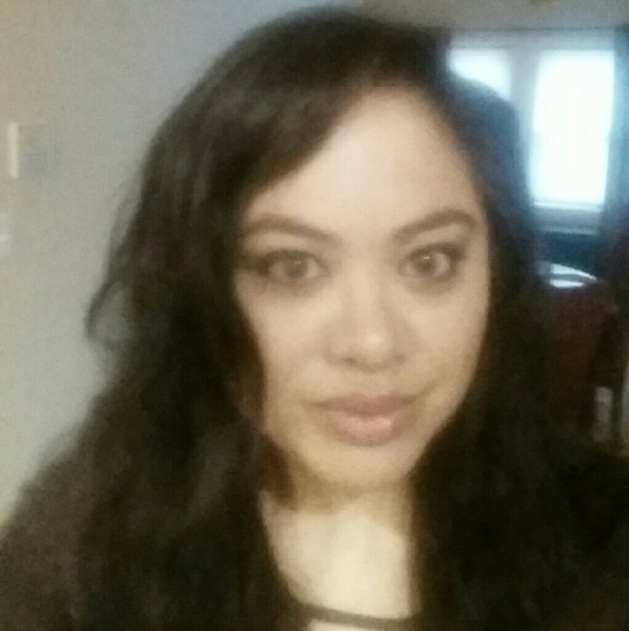 Profile Picture of Joan Gramata (@thriftyirene) on Poshmark