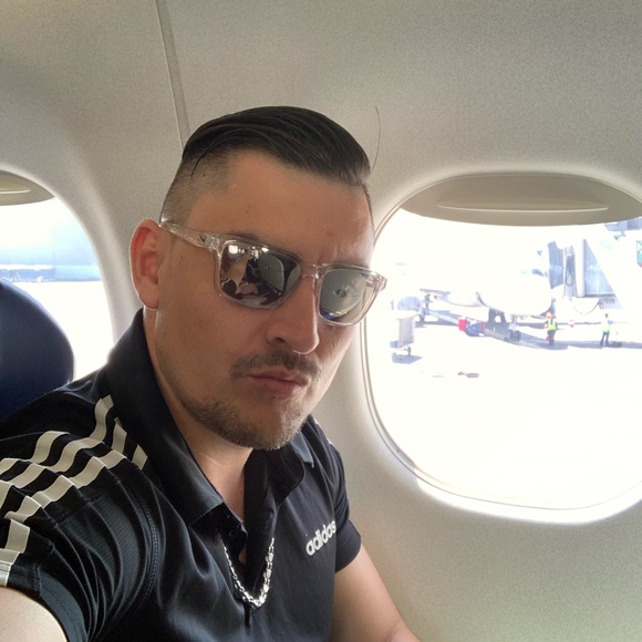 Profile Picture of Fernando Romero (@fernando6194) on Poshmark