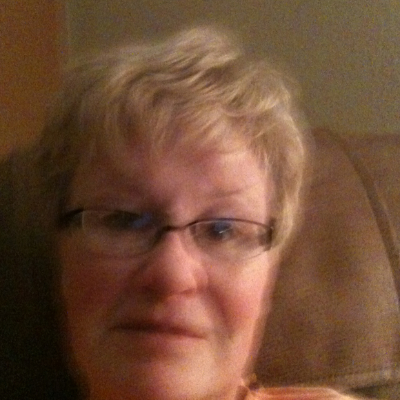 Profile Picture of Elaine Patras (@epatras) on Poshmark