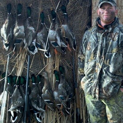 Profile Picture of Andy Croghan (@huskercrog20) on Twitter