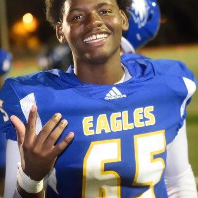 Profile Picture of Xavier Stewart (@XavierS69104578) on Twitter