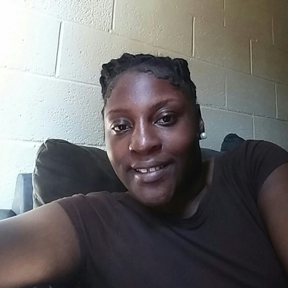 Profile Picture of Jakaria Mckeithen (@jakariam23) on Poshmark